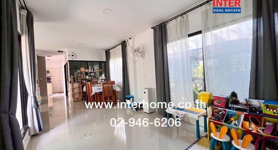 For sale 4 bedrooms house in Khlong Sam Wa, Bangkok