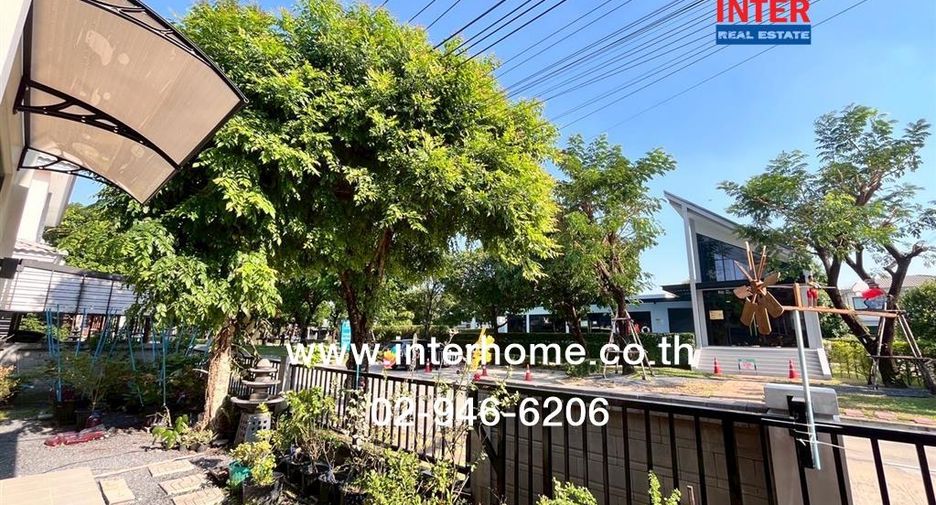 For sale 4 bedrooms house in Khlong Sam Wa, Bangkok
