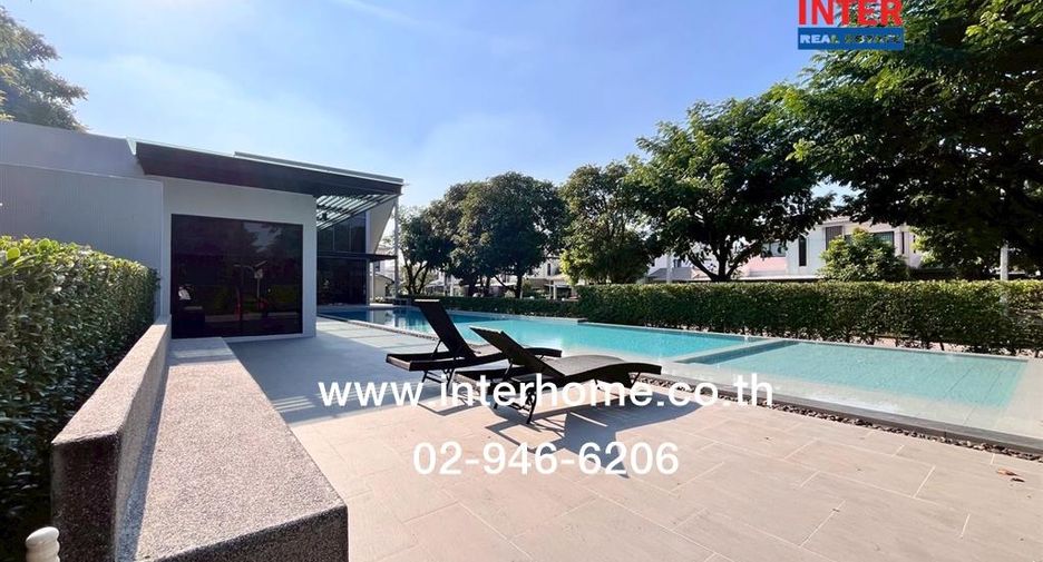 For sale 4 bedrooms house in Khlong Sam Wa, Bangkok