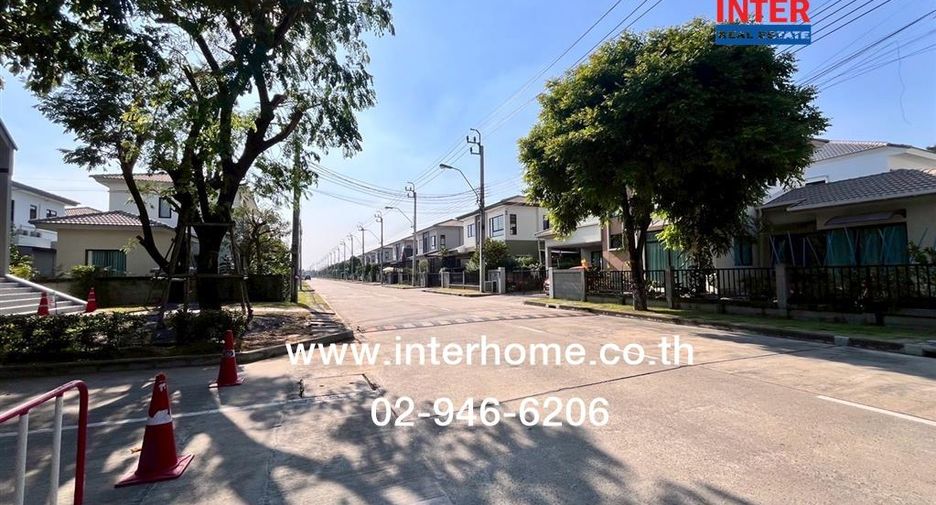 For sale 4 bedrooms house in Khlong Sam Wa, Bangkok