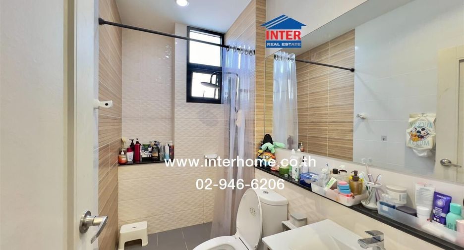 Casa en venta de 4 habitaciones en Sai Mai, Bangkok