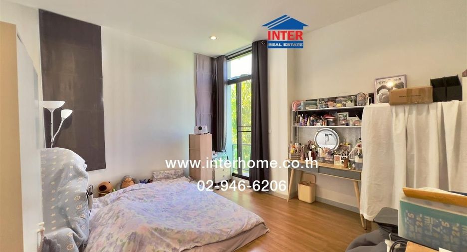 Casa en venta de 4 habitaciones en Sai Mai, Bangkok