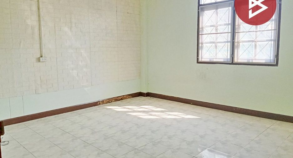 Reihenhaus zum Kauf mit 2 Zimmer in Si Racha, Chonburi