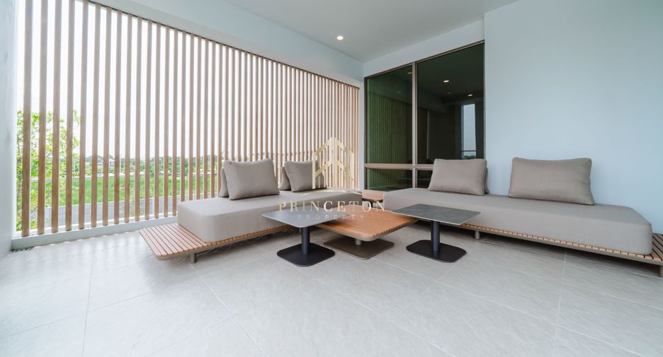 For sale 4 bedrooms house in Saphan Sung, Bangkok