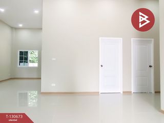 For sale 3 bedrooms house in Mueang Nakhon Si Thammarat, Nakhon Si Thammarat