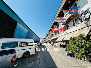 For rent そして for sale 3 ベッドルーム retail Space in Mueang Samut Prakan, Samut Prakan