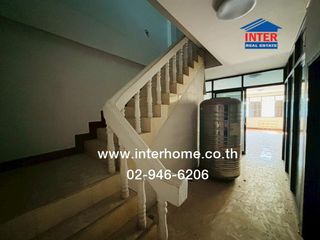 For rent そして for sale 3 ベッドルーム retail Space in Mueang Samut Prakan, Samut Prakan