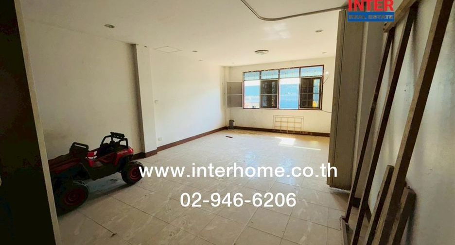 Аренда и продажа 3 спальни торговое помещение в Mueang Samut Prakan, Самутпракан