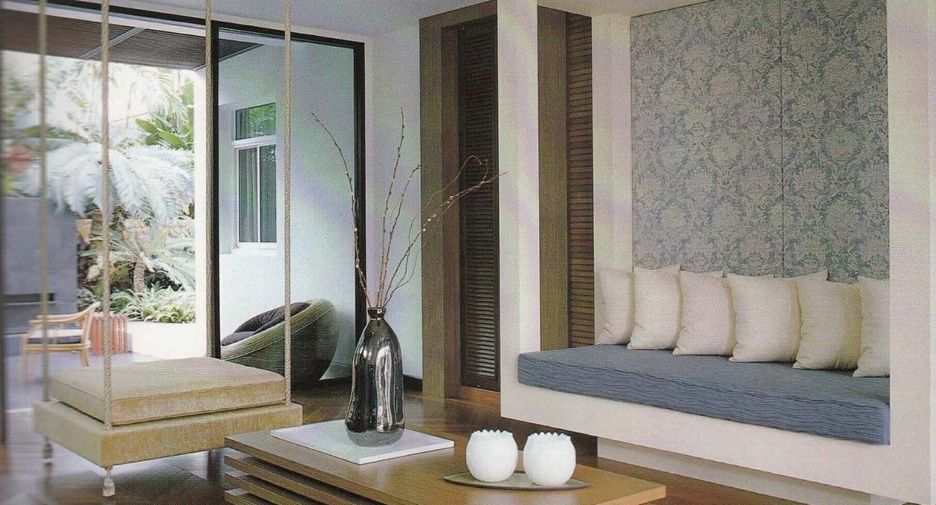 For sale 5 bedrooms house in Bang Kapi, Bangkok