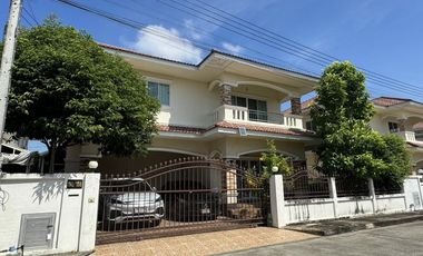 出售 3 卧室 独立屋 在 San Kamphaeng, Chiang Mai
