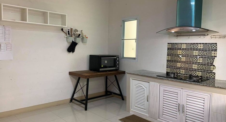 Casa en venta de 3 habitaciones en San Kamphaeng, Chiang Mai