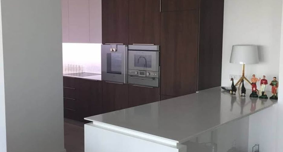 For rent 2 ベッドルーム condo in Pathum Wan, Bangkok