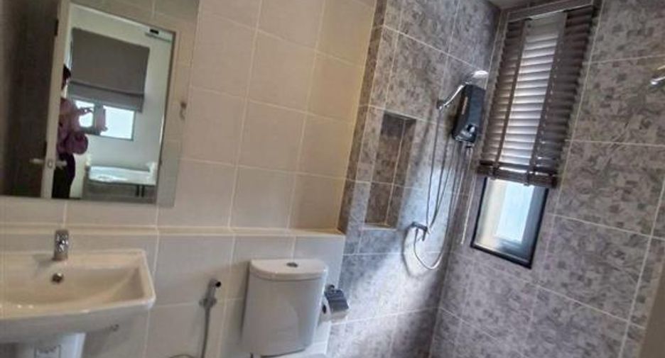 For sale 3 bedrooms house in Khlong Luang, Pathum Thani
