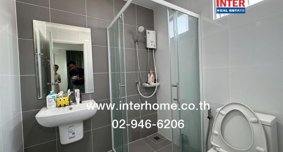 For rent and for sale 3 bedrooms townhouse in Prawet, Bangkok