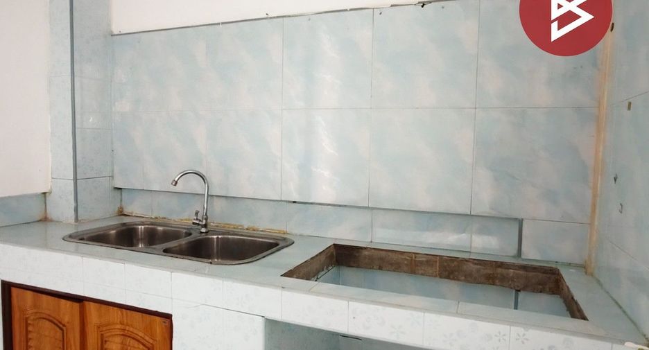 For sale 3 ベッドルーム townhouse in Phutthamonthon, Nakhon Pathom