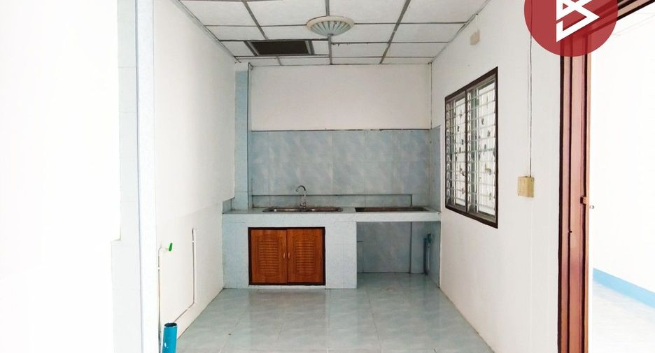For sale 3 ベッドルーム townhouse in Phutthamonthon, Nakhon Pathom