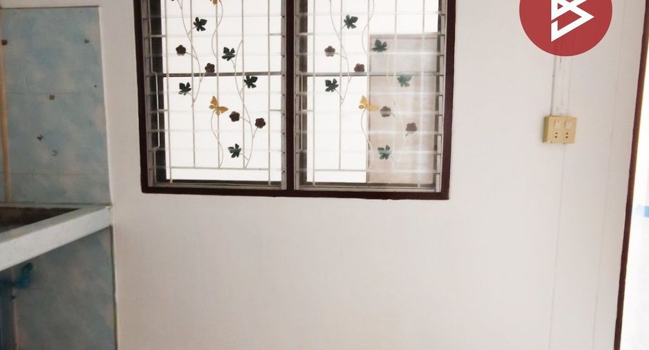 For sale 3 ベッドルーム townhouse in Phutthamonthon, Nakhon Pathom