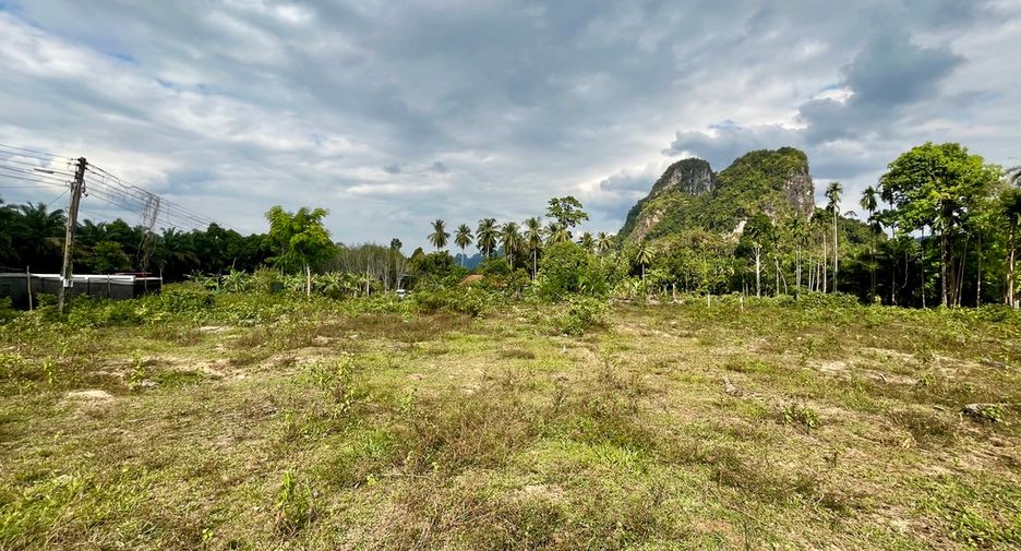 À vendre terrain à Mueang Krabi, Krabi