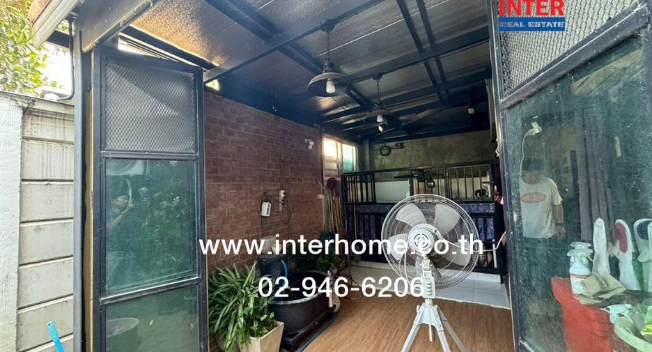 For sale 3 bedrooms house in Don Mueang, Bangkok