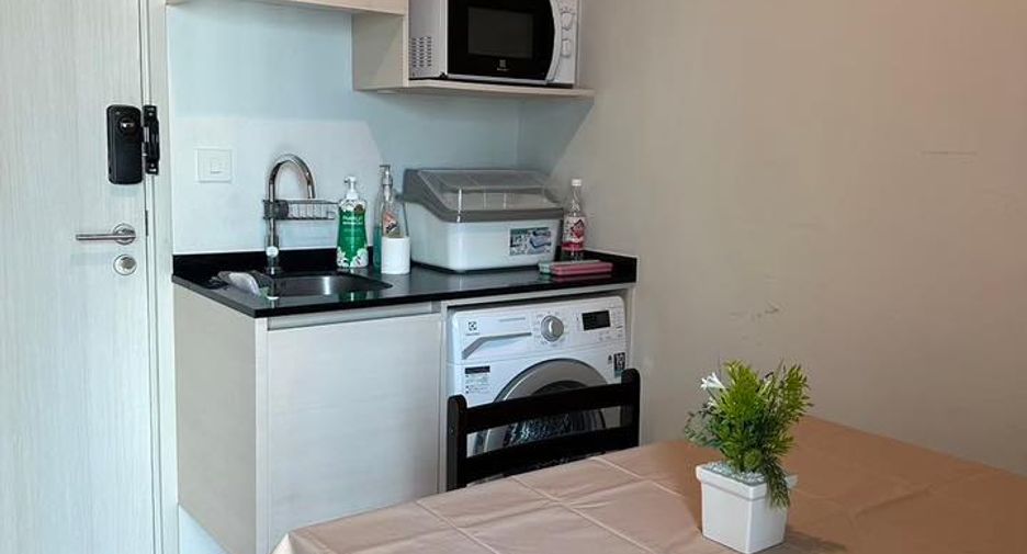 Wohnung zur Miete mit 2 Zimmer in Huai Khwang, Bangkok