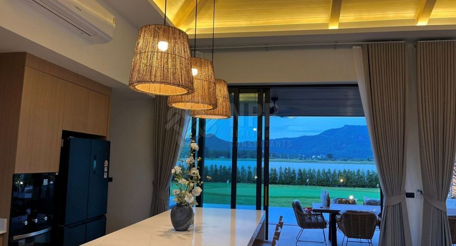 À vendre 3 chambres maison à Hua Hin, Prachuap Khiri Khan
