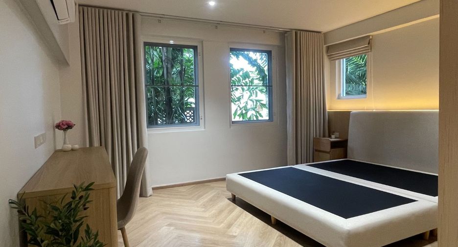 For sale 2 bedrooms condo in Watthana, Bangkok
