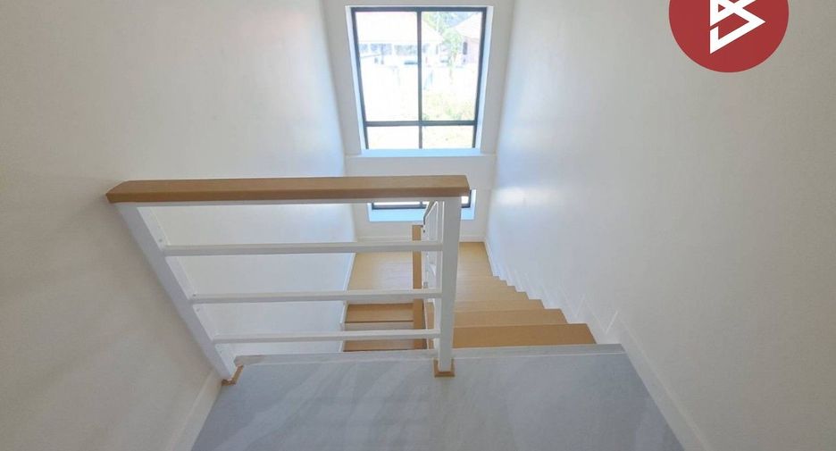 For sale studio house in Wat Sing, Chainat