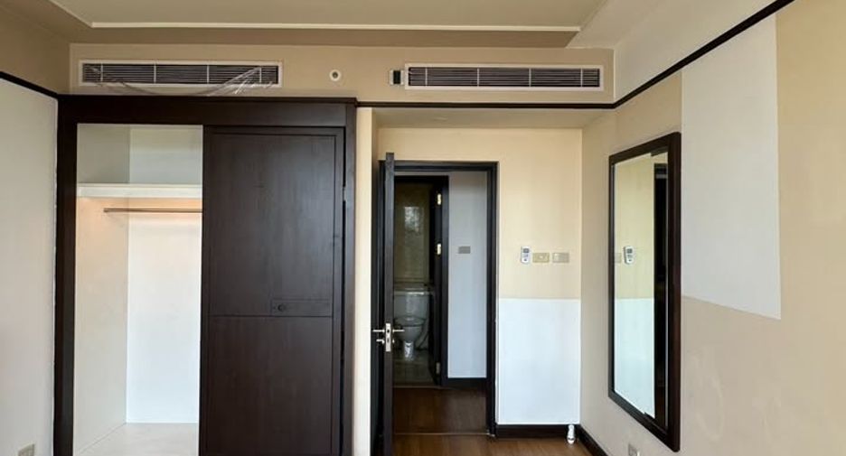 For sale 2 bedrooms condo in Pathum Wan, Bangkok