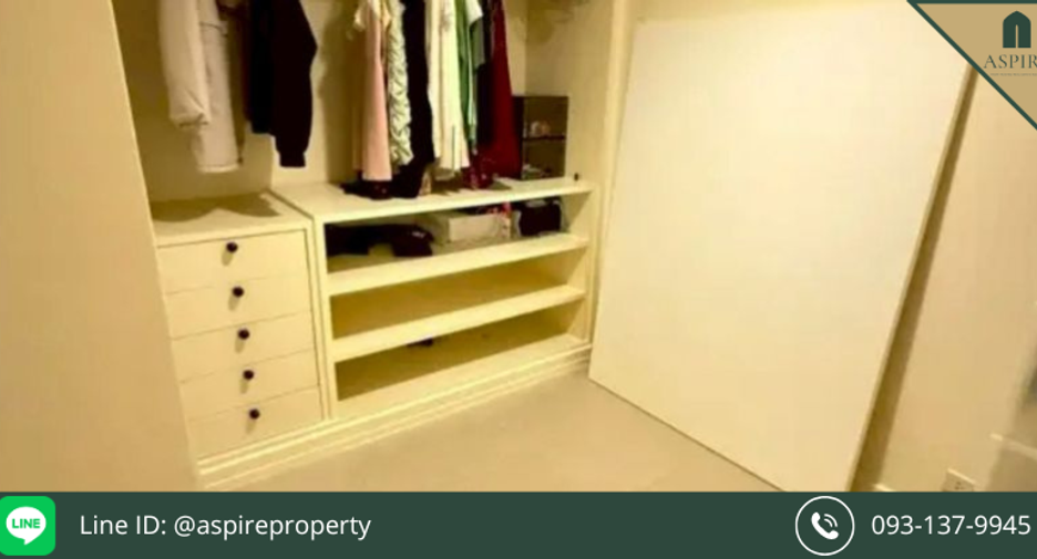 For sale 3 bedrooms condo in Watthana, Bangkok