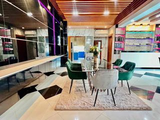 Villa zur Miete und zum Kauf mit 4 Zimmer in Bang Lamung, Chonburi