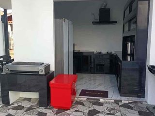 Villa zur Miete und zum Kauf mit 4 Zimmer in Bang Lamung, Chonburi