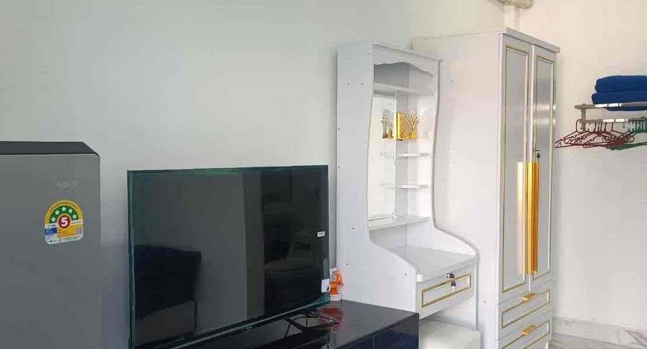 Villa zur Miete und zum Kauf mit 4 Zimmer in Bang Lamung, Chonburi