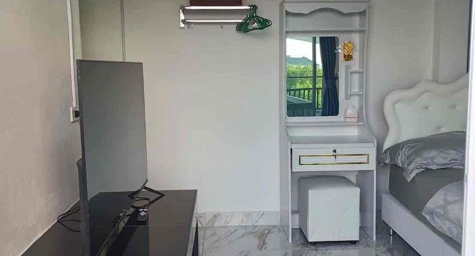 Villa zur Miete und zum Kauf mit 4 Zimmer in Bang Lamung, Chonburi