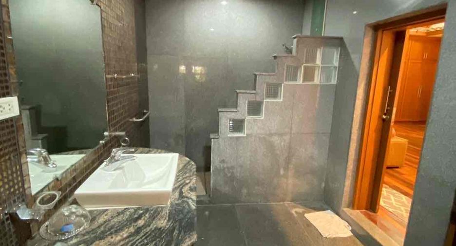 Villa zur Miete mit 7 Zimmer in Sattahip, Chonburi
