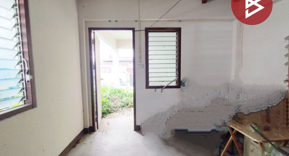 À vendre 2 chambres maison à Nong Chok, Bangkok