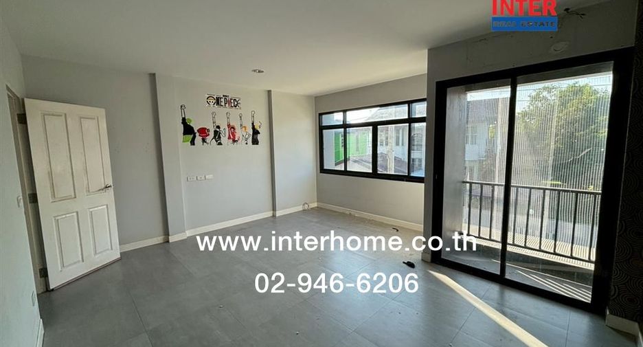 For rent and for sale 4 bedrooms townhouse in Don Mueang, Bangkok
