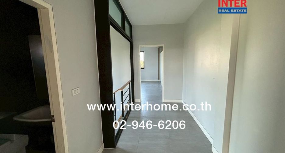 For rent and for sale 4 bedrooms townhouse in Don Mueang, Bangkok
