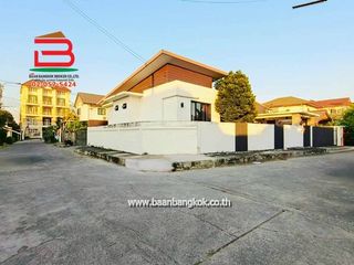 For sale 3 bedrooms house in Pak Kret, Nonthaburi