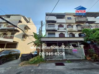 For sale 4 bedrooms townhouse in Din Daeng, Bangkok