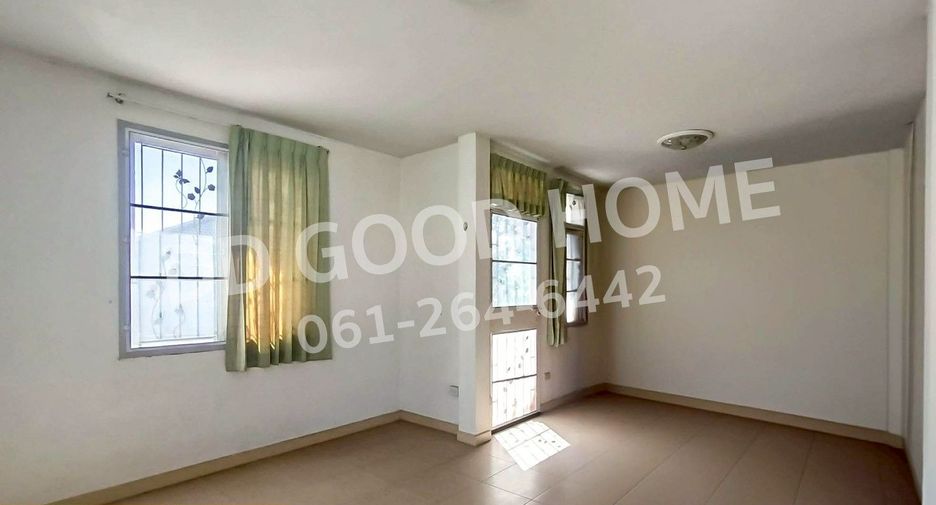 For sale 3 bedrooms townhouse in Min Buri, Bangkok