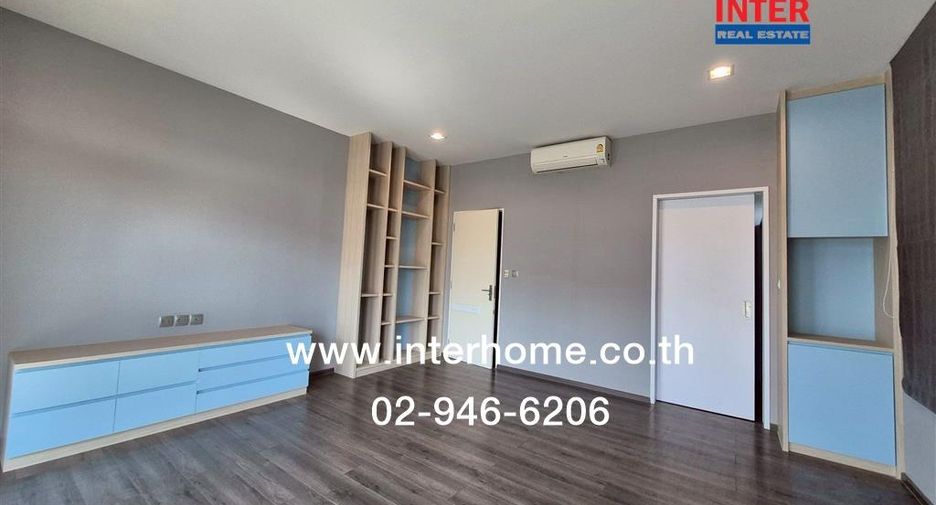 Haus zum Kauf mit 5 Zimmer in Bang Khae, Bangkok