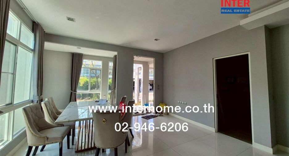 Haus zum Kauf mit 5 Zimmer in Bang Khae, Bangkok