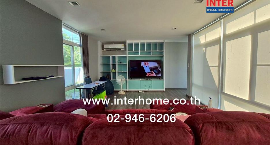 Haus zum Kauf mit 5 Zimmer in Bang Khae, Bangkok