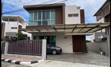 Casa en venta de 4 habitaciones en Hang Dong, Chiang Mai