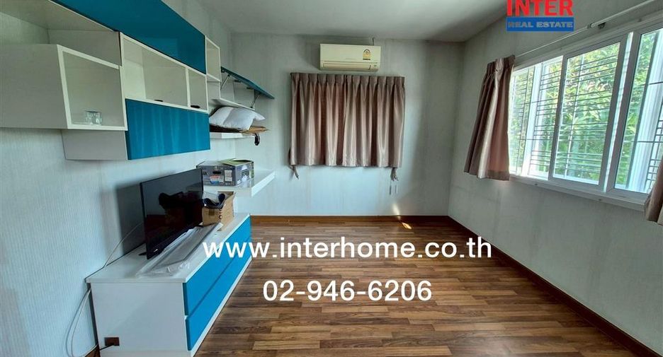 Haus zum Kauf mit 4 Zimmer in Bang Khae, Bangkok