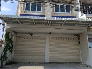 À louer local commercial à Mueang Samut Sakhon, Samut Sakhon