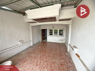 For sale 2 ベッドルーム townhouse in Nakhon Chai Si, Nakhon Pathom