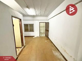 For sale 2 ベッドルーム townhouse in Nakhon Chai Si, Nakhon Pathom