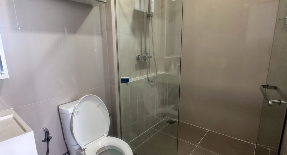 For rent and for sale 2 bedrooms condo in Bang Lamung, Chonburi