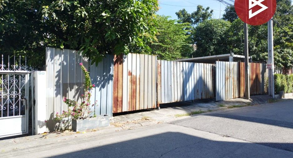 For sale 2 bedrooms house in Lat Phrao, Bangkok